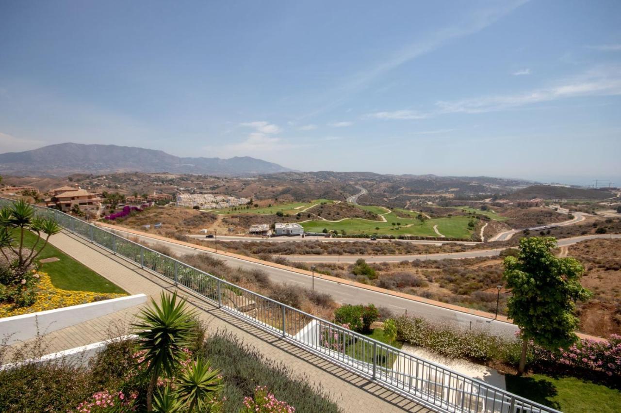 La Cala De Mijas Getaway Apartment Sitio de Calahonda Luaran gambar